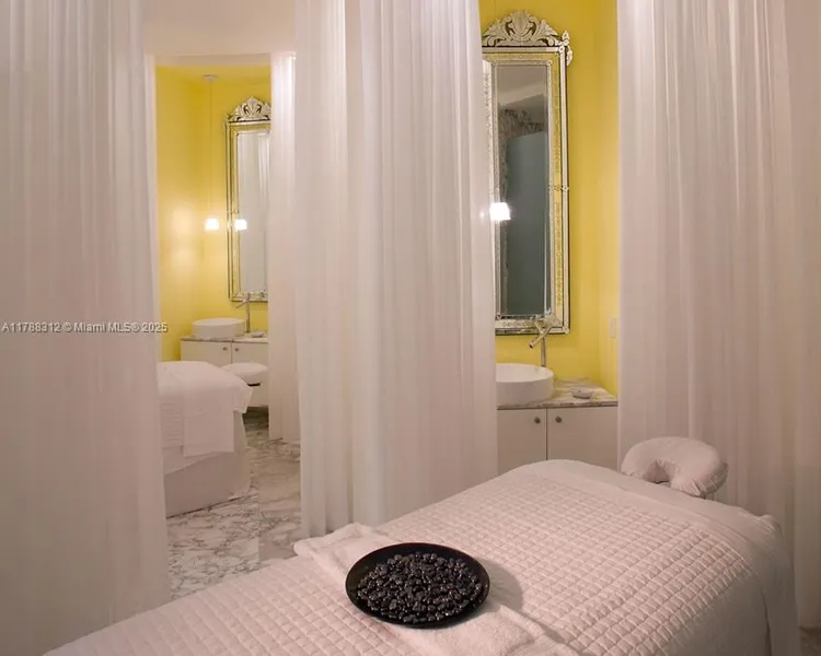 Icon Brickell III (W Miami) #3508 image #49