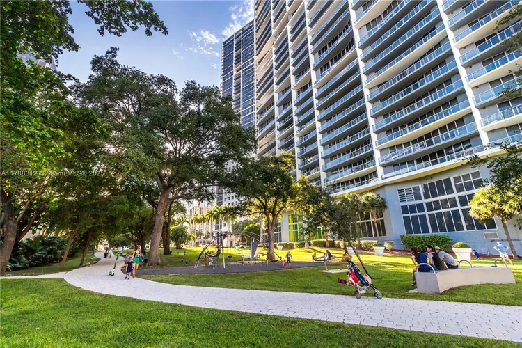 Icon Brickell III (W Miami) #3508 image #60