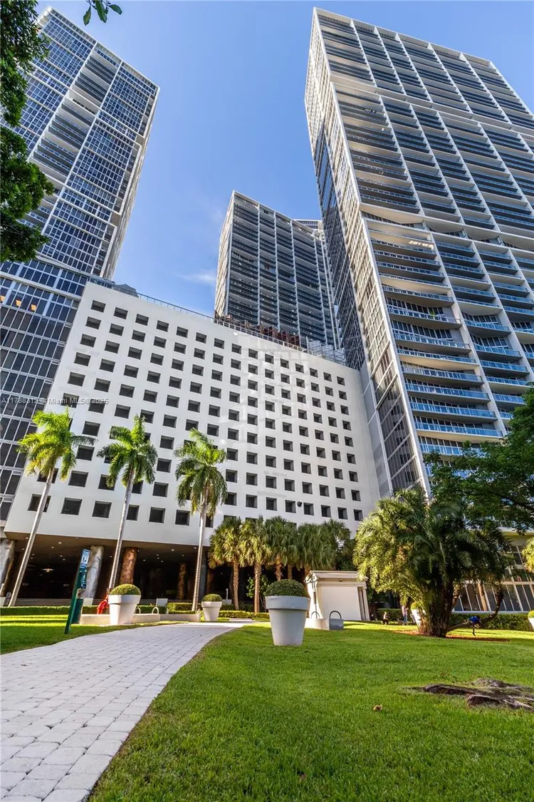 Icon Brickell III (W Miami) #3508 image #65