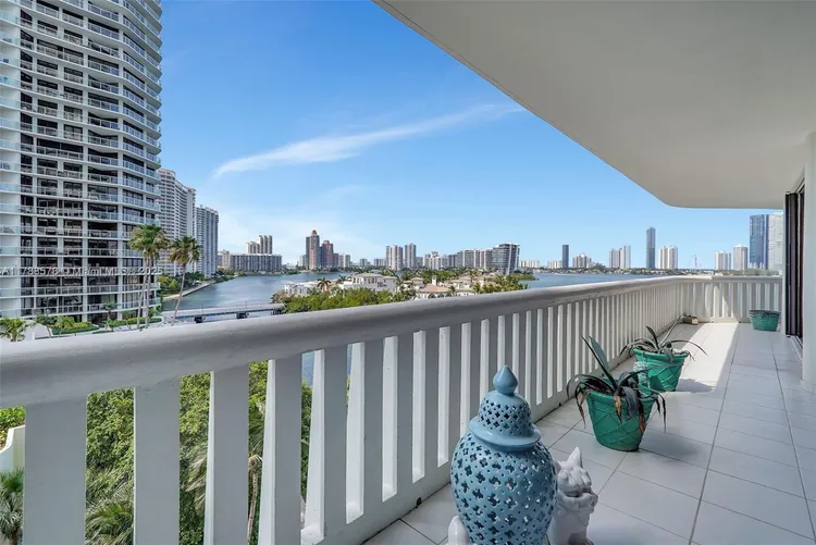 Williams Island 3000 #706 image #13