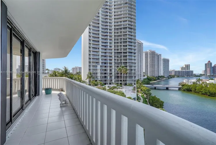 Williams Island 3000 #706 image #20