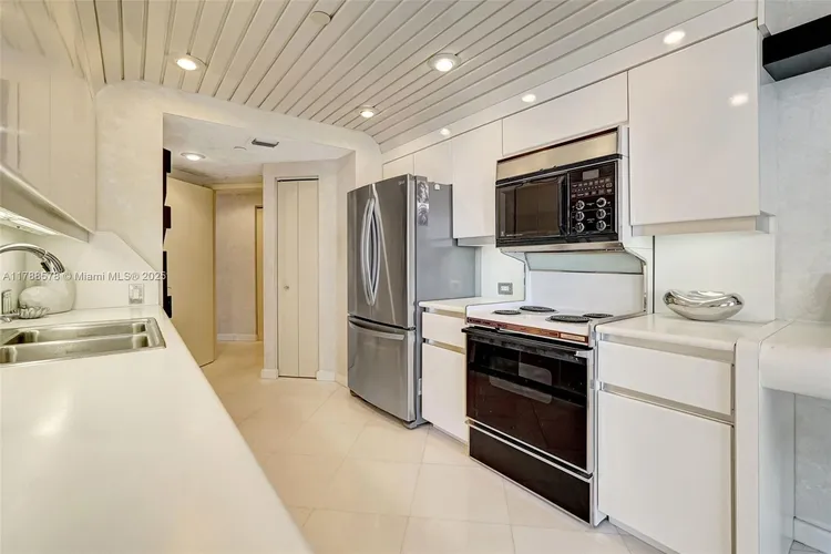 Williams Island 3000 #706 image #24