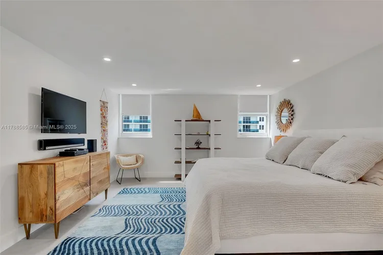 The Riviera Condo #1602 image #12