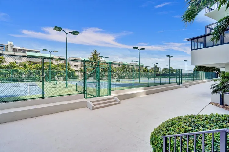 Brickell Bay Club #1717 image #22