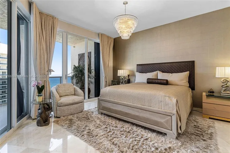 L'Hermitage South Tower #2603 image #19