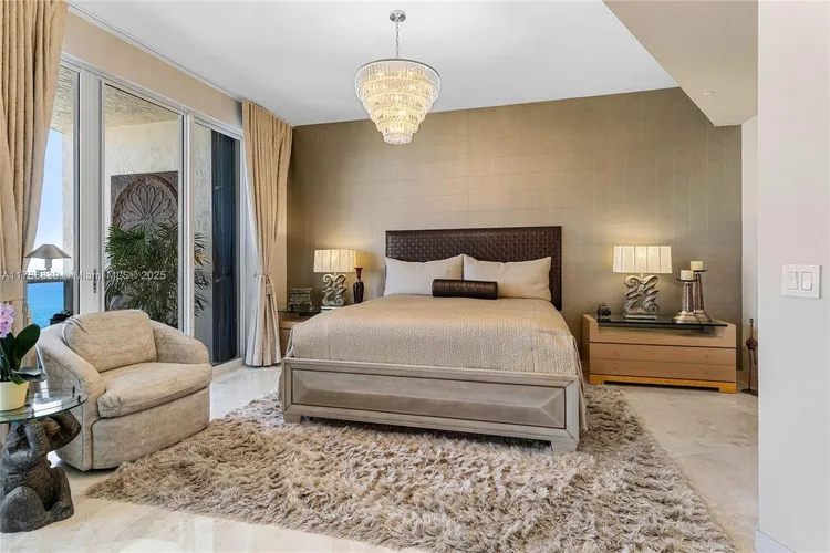 L'Hermitage South Tower #2603 image #20