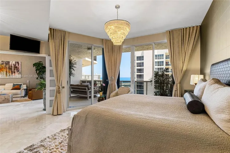 L'Hermitage South Tower #2603 image #21