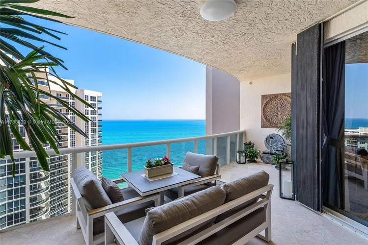 L'Hermitage South Tower #2603 image #49