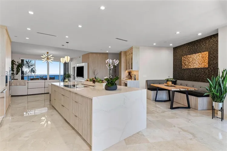 L'Hermitage South Tower #2603 image #8