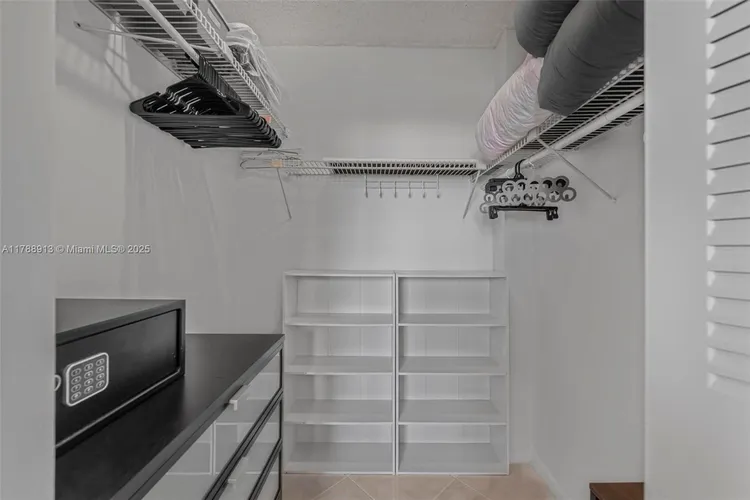 Tower 41 #1407 image #12