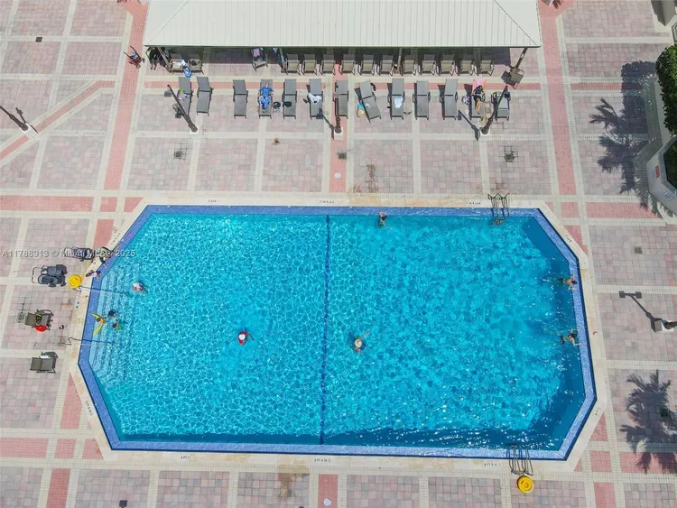 Tower 41 #1407 image #26