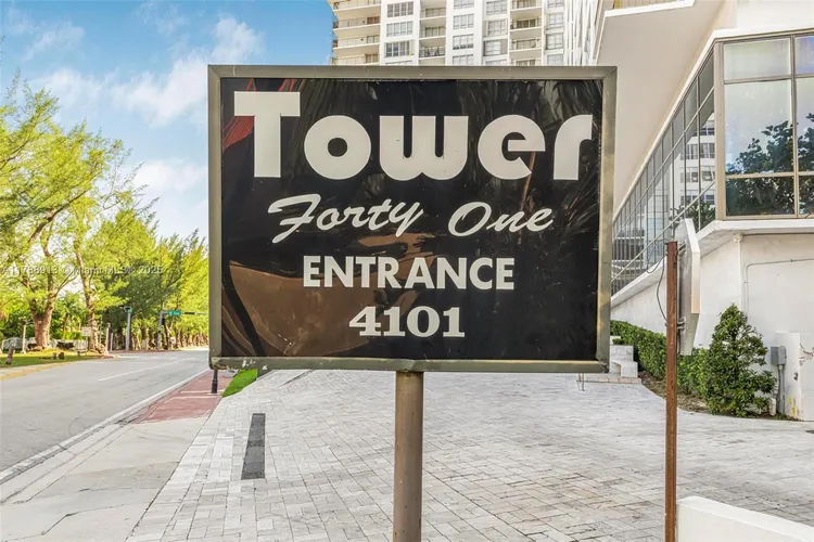 Tower 41 #1407 image #28