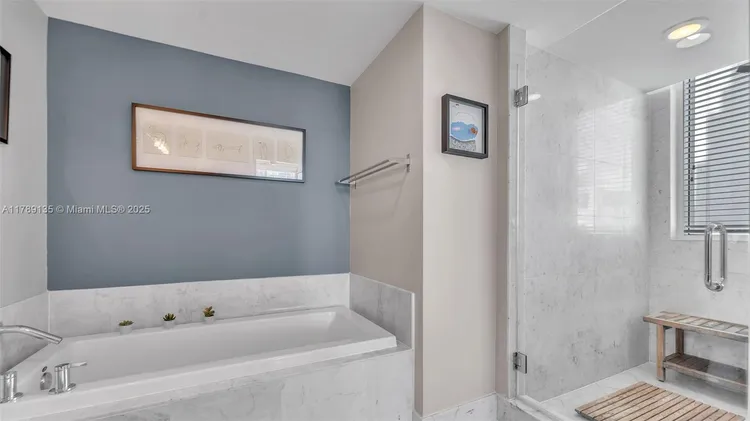 Vizcayne North Tower #1508 image #14