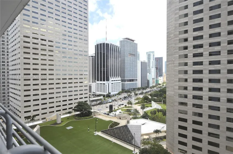 One Miami #1904 image #13