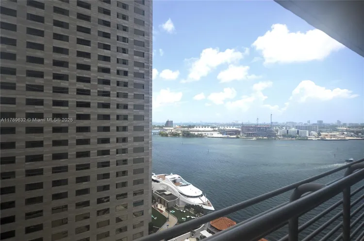 One Miami #1904 image #14