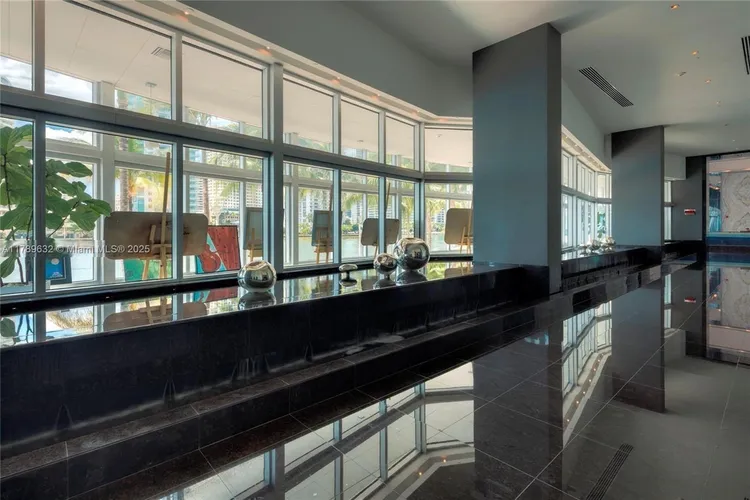 One Miami #1904 image #37