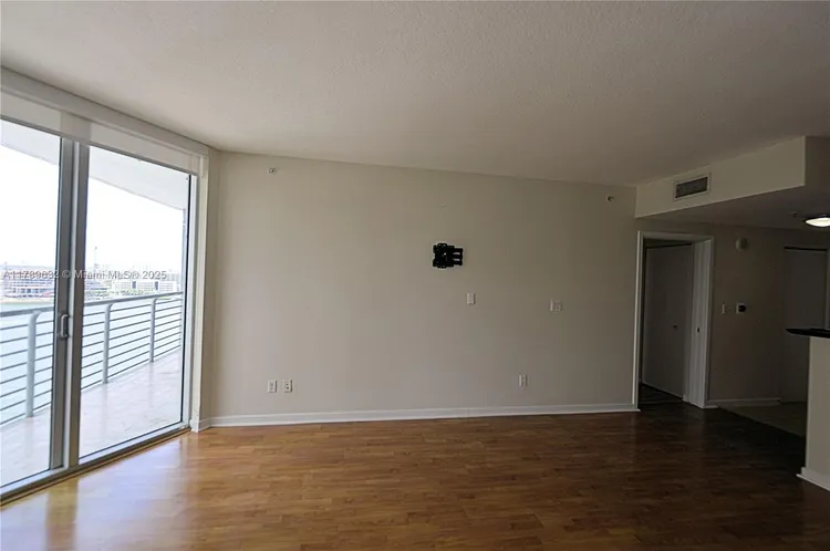 One Miami #1904 image #6