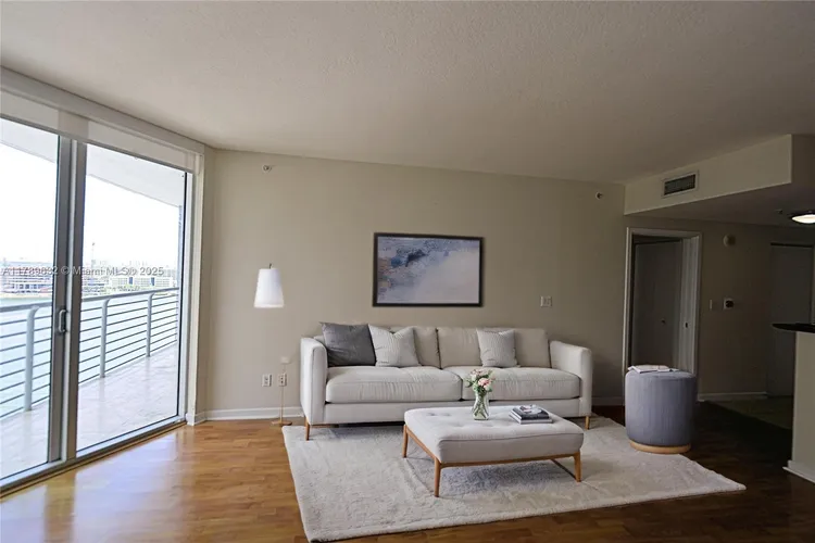 One Miami #1904 image #7