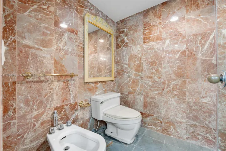 Key Colony III Emerald Bay #138 image #31