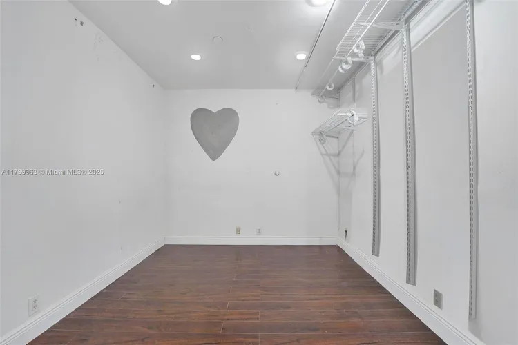 Key Colony III Emerald Bay #138 image #32