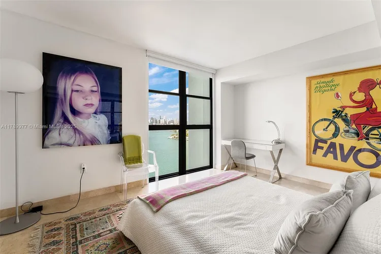 Nine Island Avenue #2101 image #10