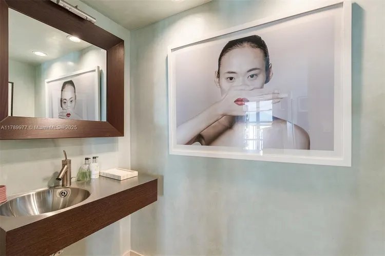 Nine Island Avenue #2101 image #21