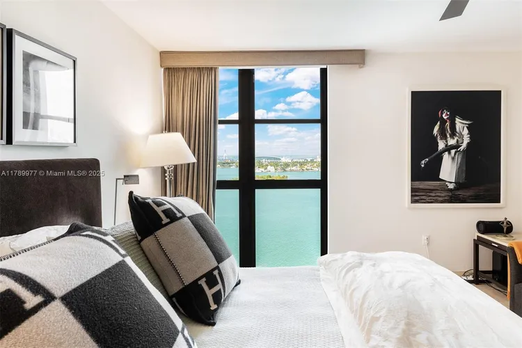 Nine Island Avenue #2101 image #8