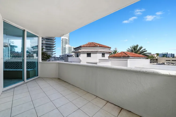 Portofino Tower #405 image #24