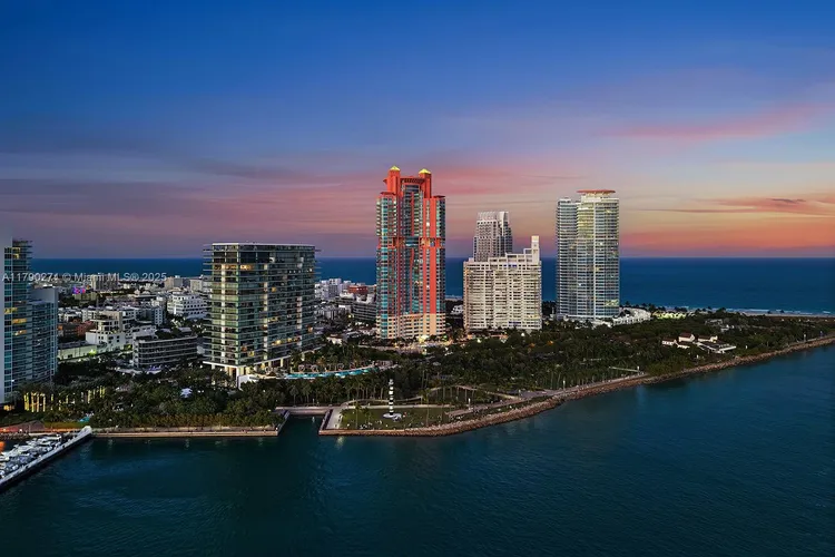 Portofino Tower #405 image #34