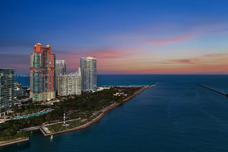 Portofino Tower #405 image #35