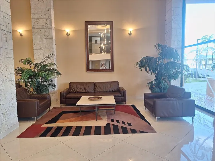 Winston Towers #419 image #10