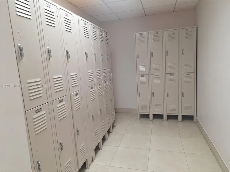 Winston Towers #419 image #43