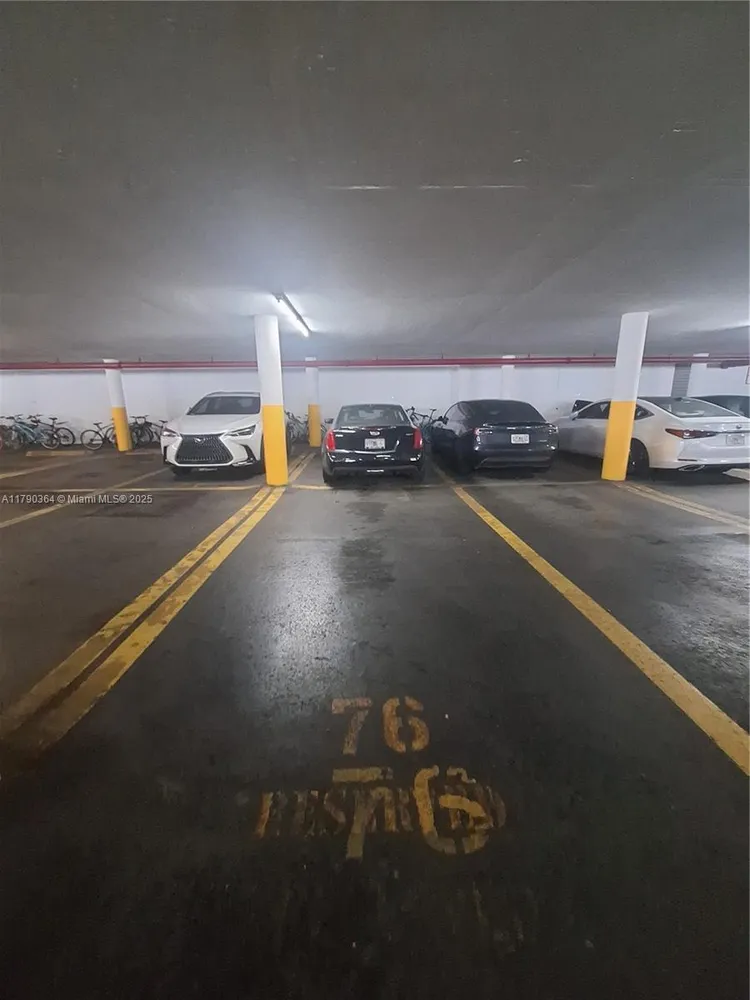 Winston Towers #419 image #47