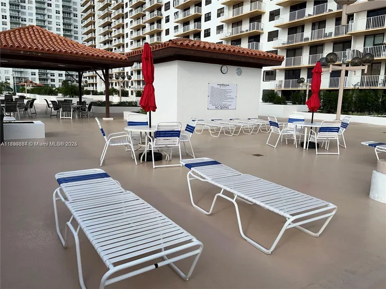 Winston Towers #419 image #50