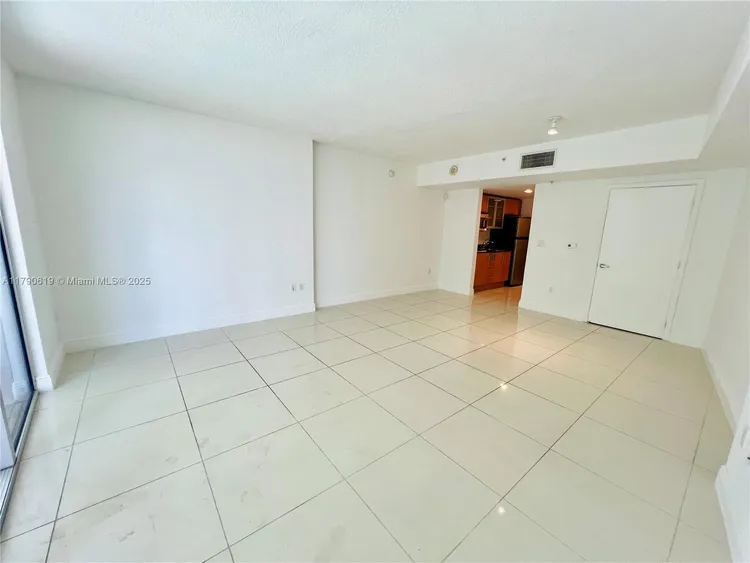 Opera Tower #1607 image #6