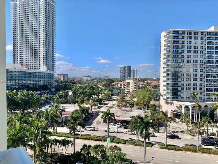 The Tides On Hollywood Beach #8W image #26