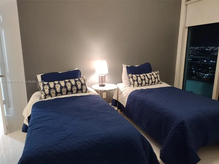 Infinity at Brickell #4218 image #12