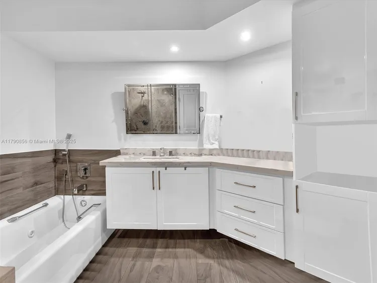 One Tequesta Point #2709 image #23