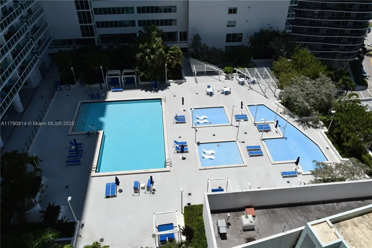 Quantum on the Bay #1909 image #12