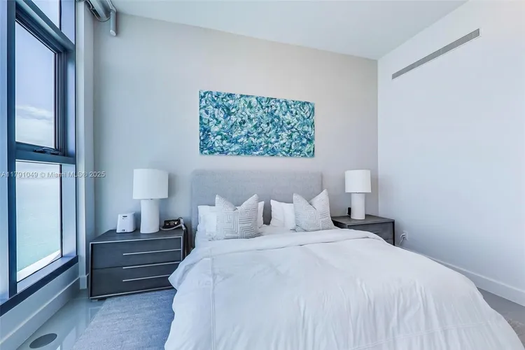 Carillon Condo North Tower #3504 image #13