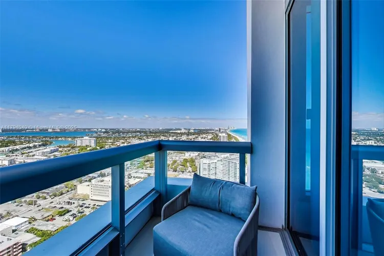 Carillon Condo North Tower #3504 image #24