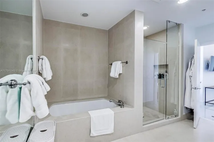 Carillon Condo North Tower #3504 image #26