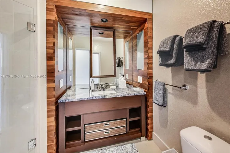 Carillon Condo North Tower #3504 image #42