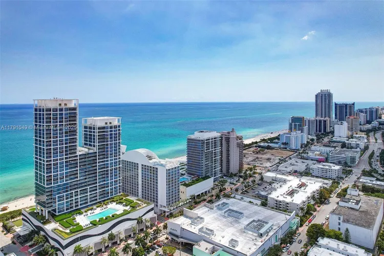 Carillon Condo North Tower #3504 image #49