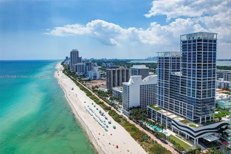 Carillon Condo North Tower #3504 image #50