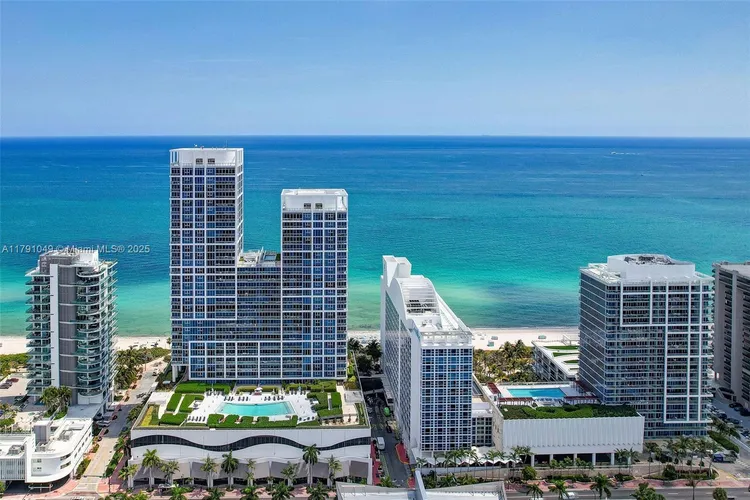 Carillon Condo North Tower #3504 image #53