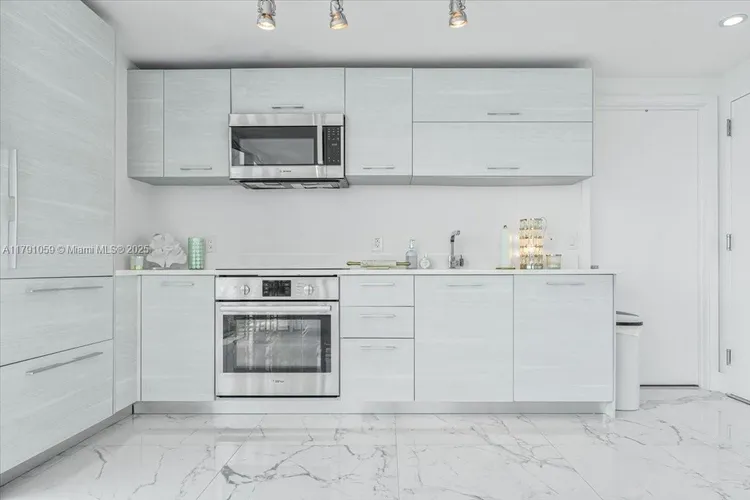 Paraiso Bay #3808 image #10