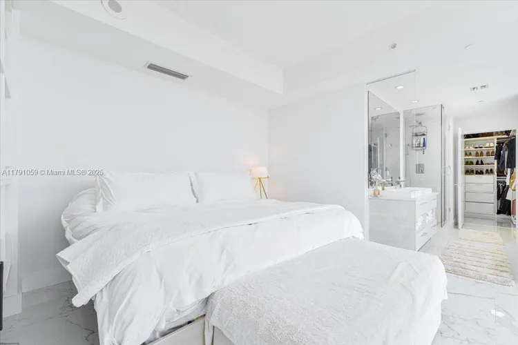 Paraiso Bay #3808 image #15