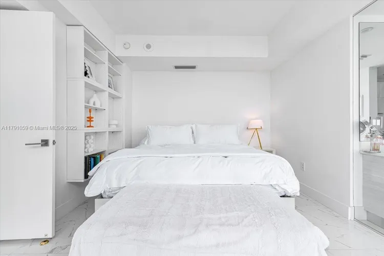 Paraiso Bay #3808 image #16