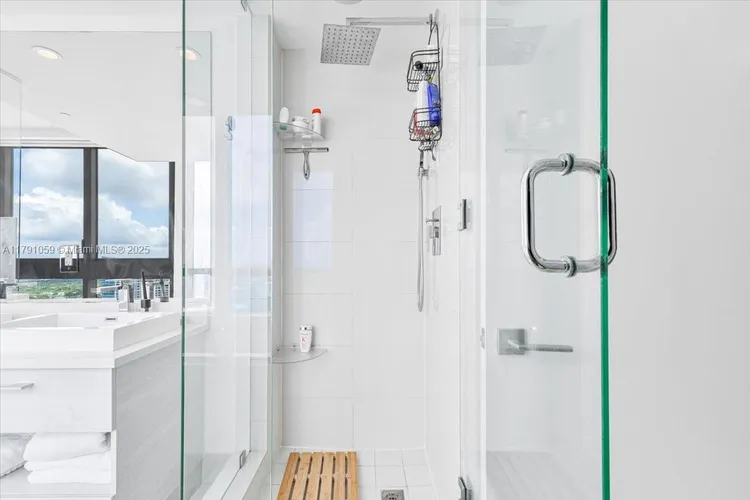 Paraiso Bay #3808 image #24